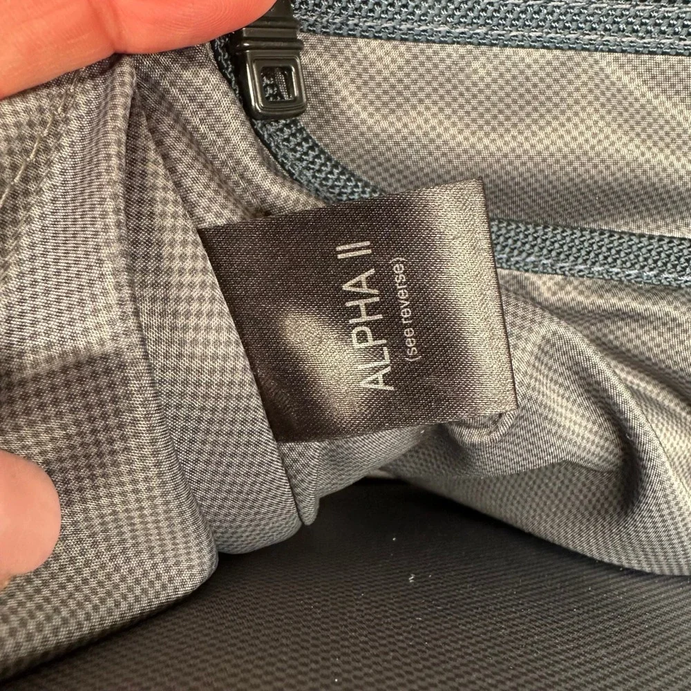 Tumi Alpha 2 Business Briefcase Black Ballistic Nylon Slim Laptop Bag 26110D2